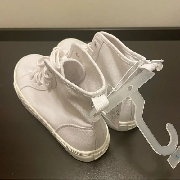 OLD NAVY Gender‎ Neutral Canvas High Top Sneakers in Solid White - Picture 5 of 9